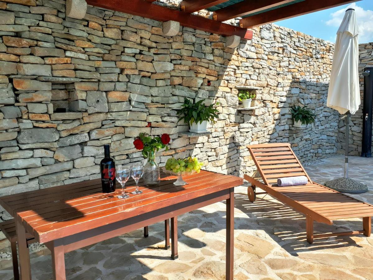 Villa Ivy With Perfect Privacy, Pool, Sauna And Jacuzzi Opanci Dış mekan fotoğraf